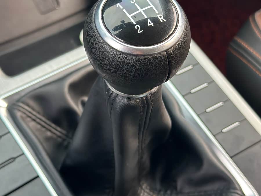 Forthing SX6 2018 #14 Forthing SX6 2018 imagen de coche #14