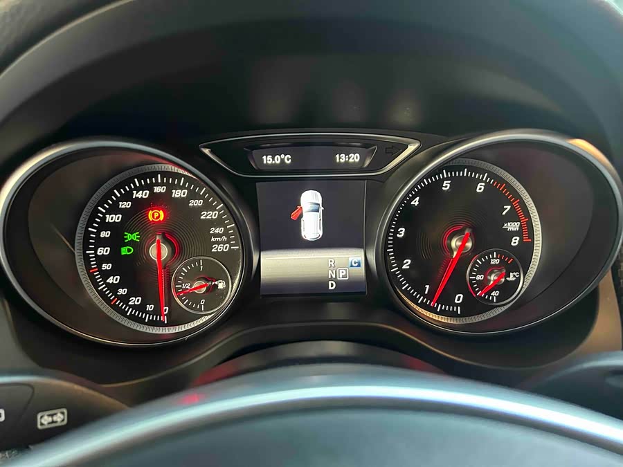 Mercedes-Benz GLA Class 2019 #14 Mercedes-Benz GLA Class 2019 car image #14