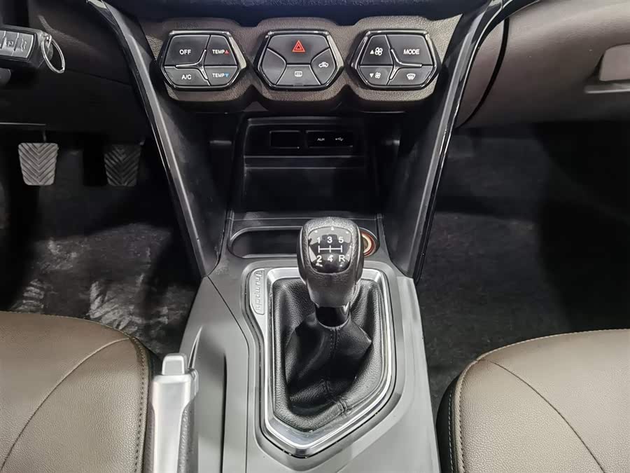 GAC Trumpchi GS4 2018 #14 GAC Trumpchi GS4 2018 car image #14