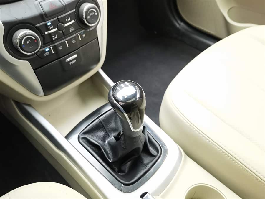 Changan Eado 2015 imagem de carro #14