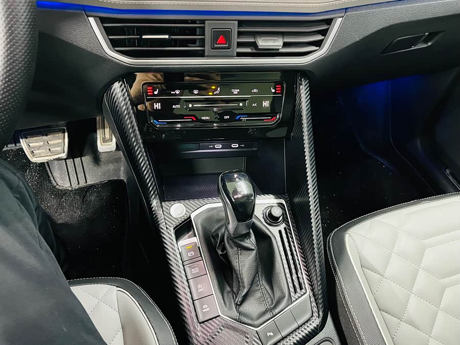 Volkswagen Tayron 2022 car image #14