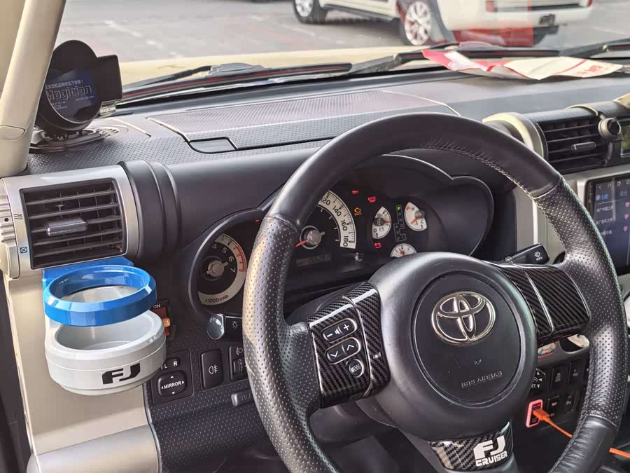 Toyota FJ Cruiser 2008 #14 Toyota FJ Cruiser 2008 car image #14