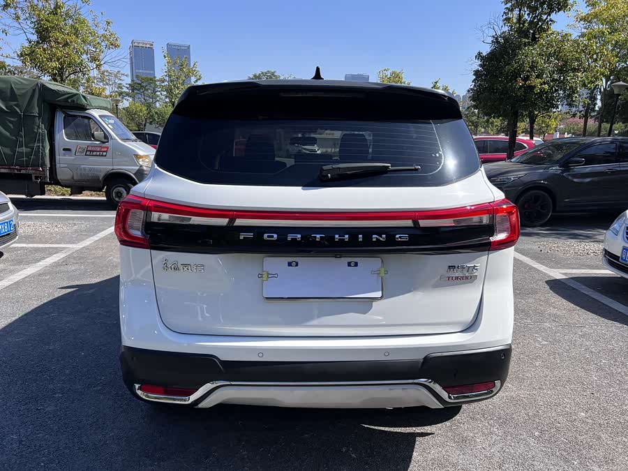 Forthing T5 2019 صورة سيارة #14