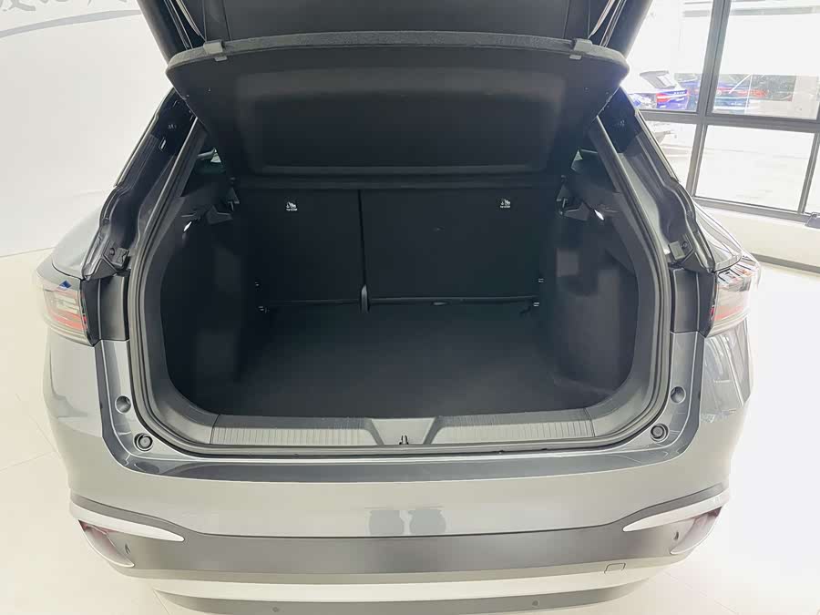 Volkswagen ID.4 X 2023 immagine di auto #14