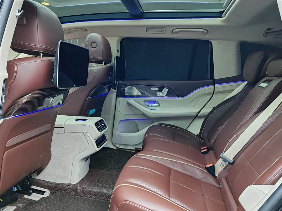 Mercedes-Benz Maybach GLS 2022 car image #14