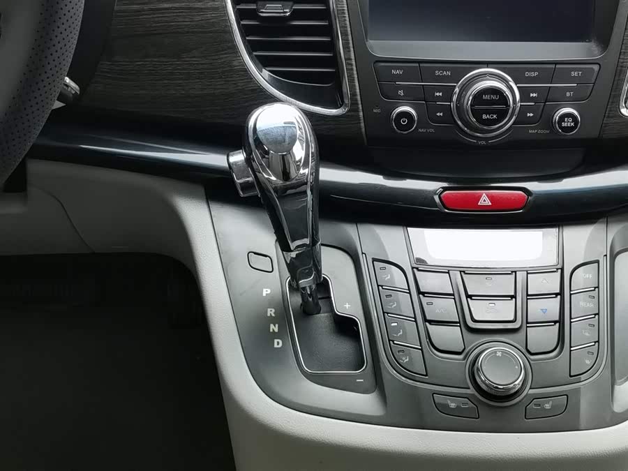 江淮汽车 瑞风M5 2015 汽车图片 #14