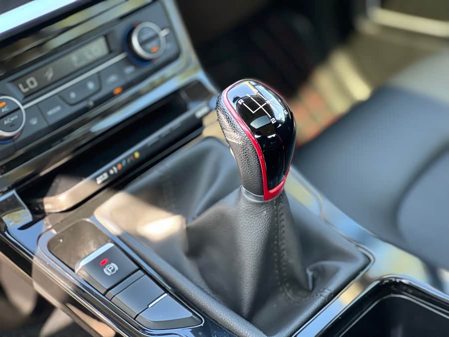GEELY Emgrand GS 2021 car image #14
