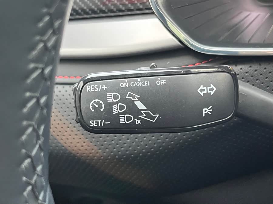 Skoda Kodiaq GT 2022 #14 Skoda Kodiaq GT 2022 car image #14