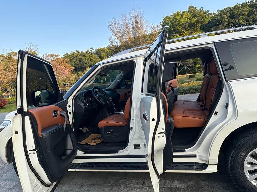 日产 途乐 2018 汽车图片 #14