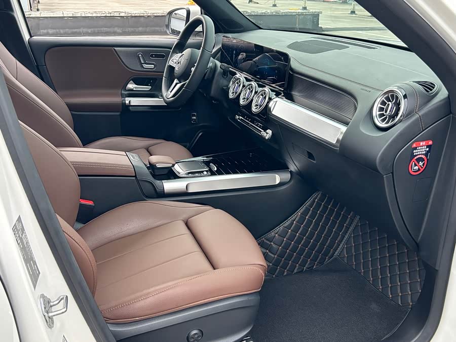 Mercedes-Benz GLB Class 2021 #14 Mercedes-Benz GLB Class 2021 car image #14