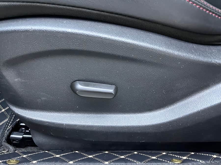 Chevrolet Orlando 2019 #14 Chevrolet Orlando 2019 car image #14