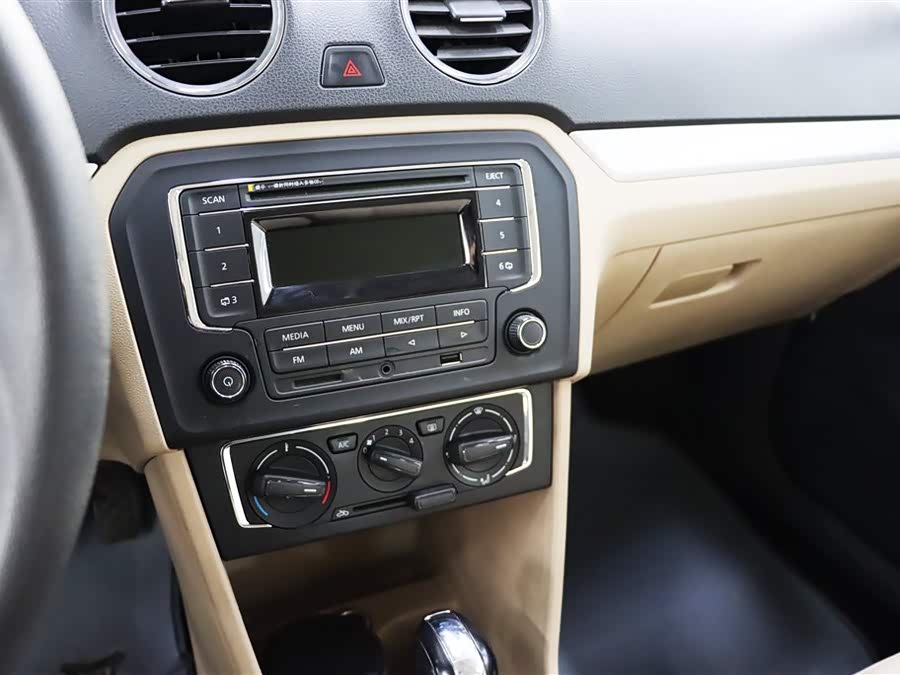 Jetta Jetta 2013 car image #14