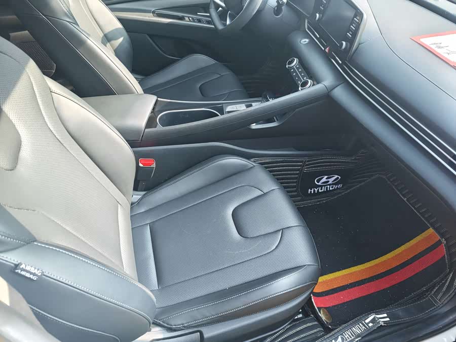 Hyundai Elantra 2021 car image #14