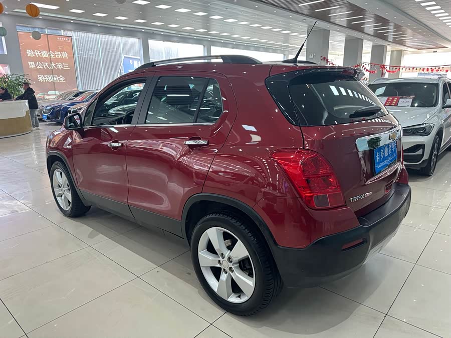 Chevrolet Tracker 2014 car image #14