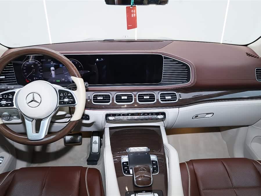 Mercedes-Benz Maybach GLS 2021 car image #14