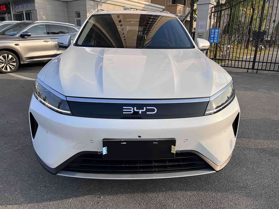 BYD Sea Lion 05 DM-i 2025 #14 BYD Sea Lion 05 DM-i 2025 car image #14