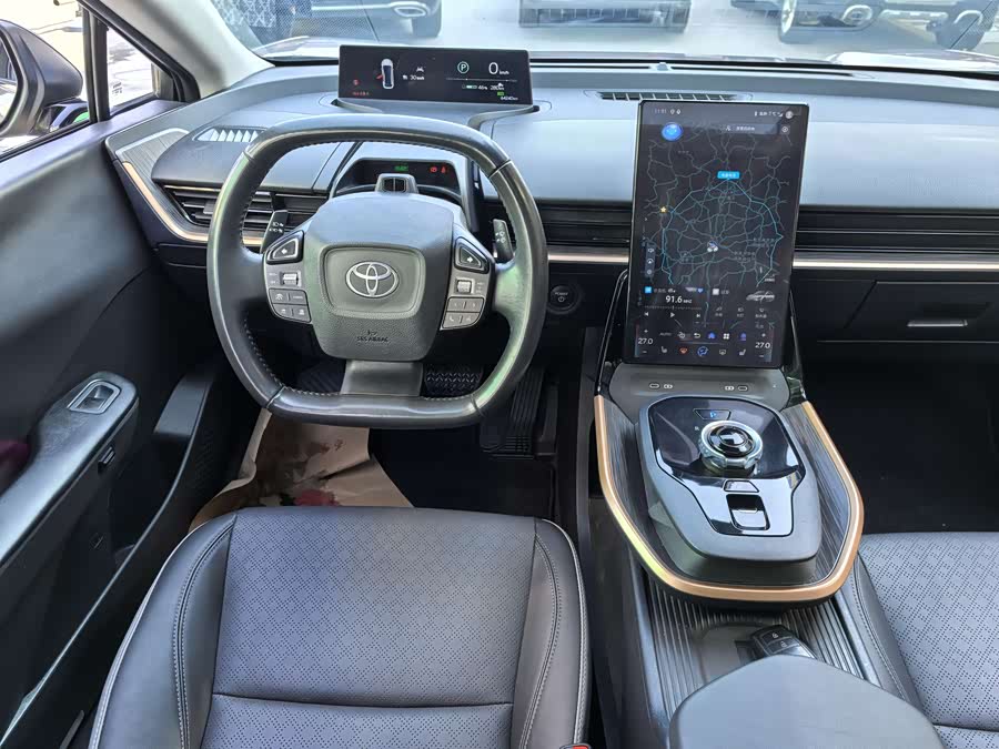 Toyota bZ3 2023 immagine di auto #14