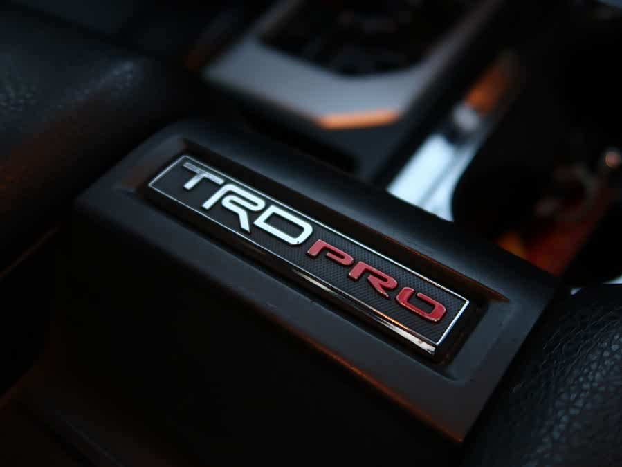 Toyota Tundra 2016 immagine di auto #14