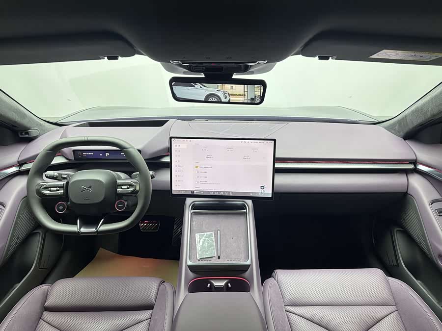 小鹏 小鹏P7 2025 汽车图片 #14