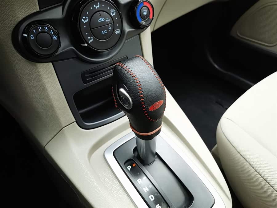 Ford Fiesta 2013 #14 Ford Fiesta 2013 car image #14