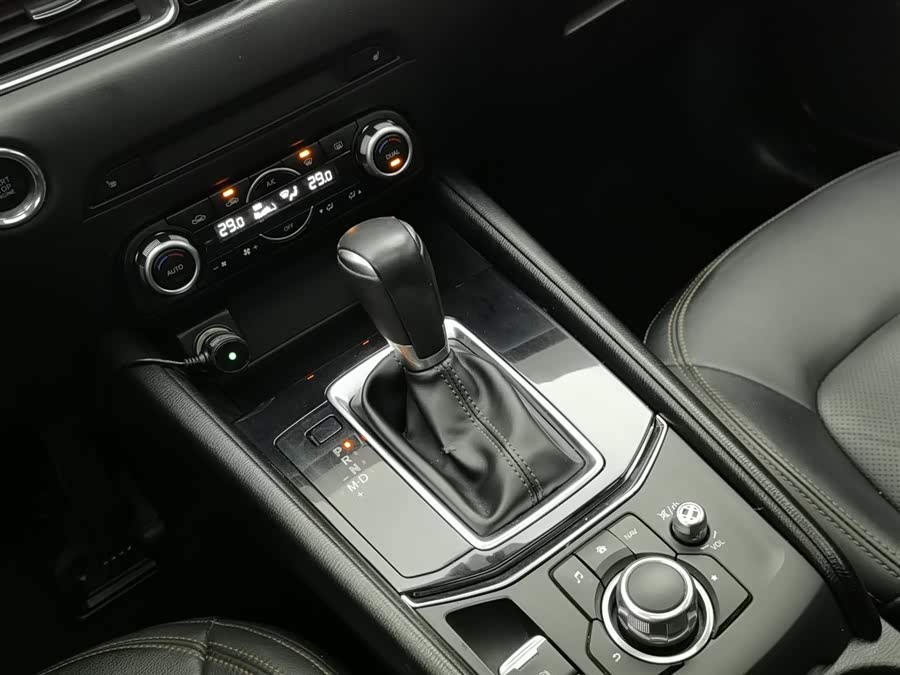 Mazda CX-5 2019 car image #14
