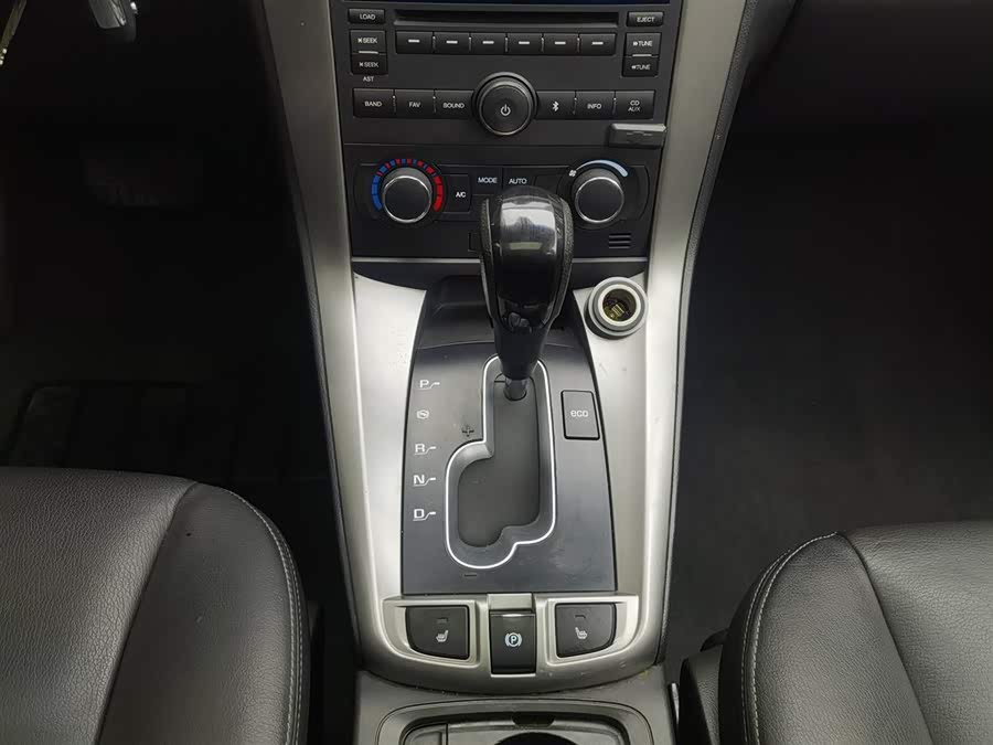 Chevrolet Captiva 2012 car image #14