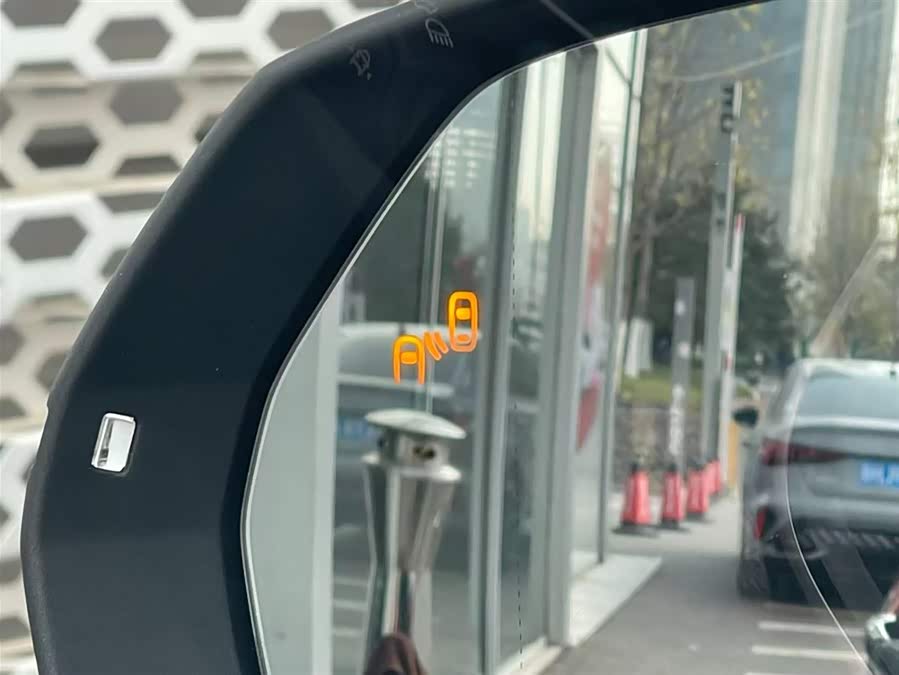 Audi Q5L 2022 car image #14