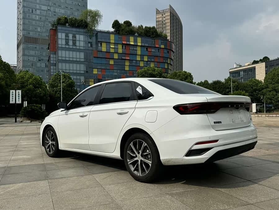 GEELY Emgrand 2023 car image #14