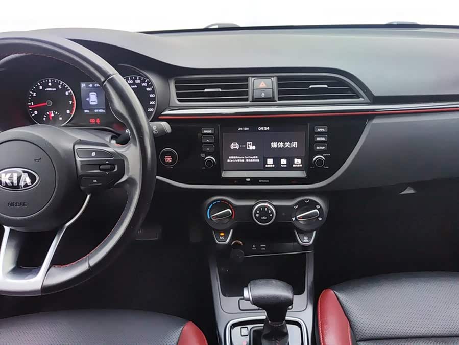 Kia Rio Cross 2019 car image #14