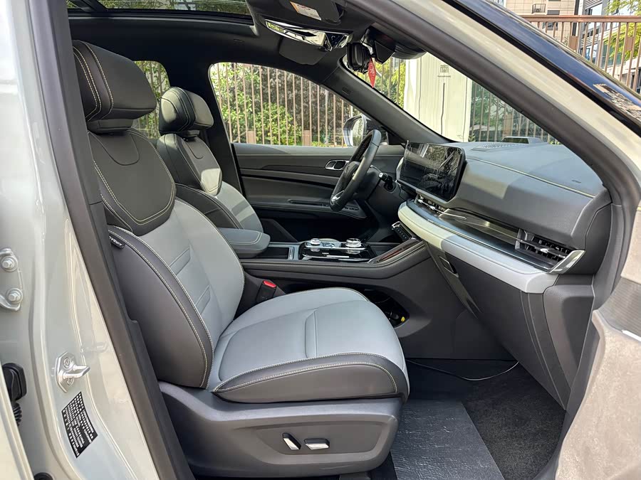 Ford Equator Sport 2024 car image #14