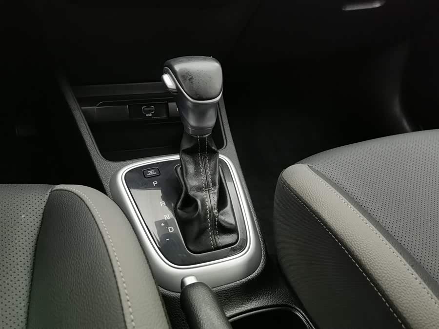 起亚 奕跑 2020 汽车图片 #14