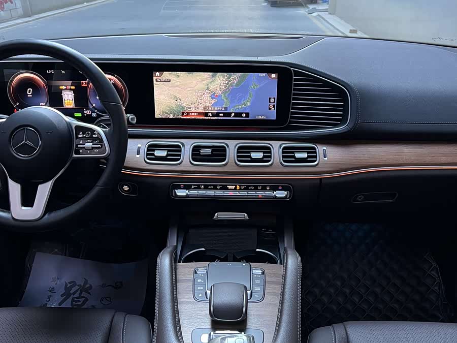 Mercedes-Benz GLE Class New Energy 2021 car image #14