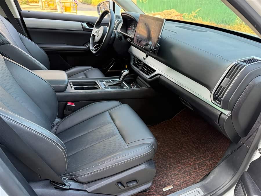 BYD Tang 2018 car image #14