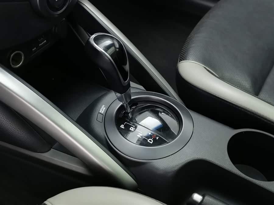 Hyundai Veloster 2013 #14 Hyundai Veloster 2013 car image #14