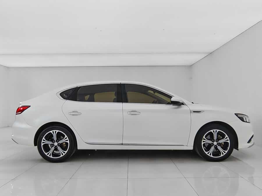 MG 6 2019 صورة سيارة #14