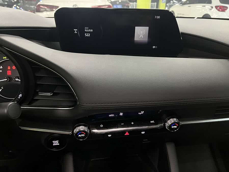 Mazda 3 Axela 2021 car image #14