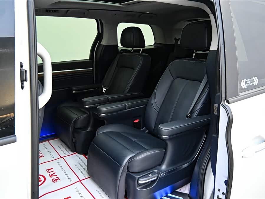 GAC Trumpchi M8 2022 #14 GAC Trumpchi M8 2022 car image #14