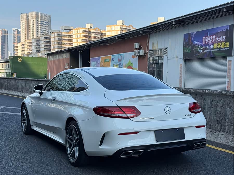 Mercedes-Benz C AMG 2019 immagine di auto #14