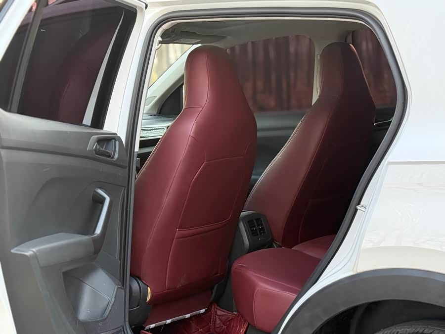 Volkswagen T-Cross 2021 imagen de coche #14