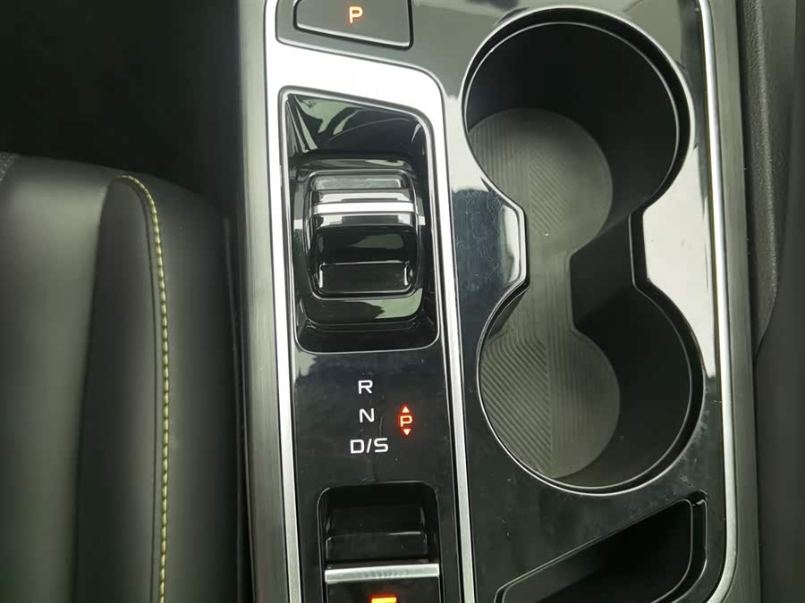 2023 car image #14