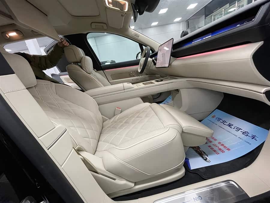 蔚来 蔚来ES8 2025 汽车图片 #14