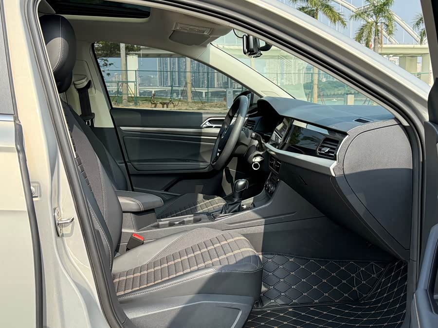 Volkswagen Lavida 2020 car image #14