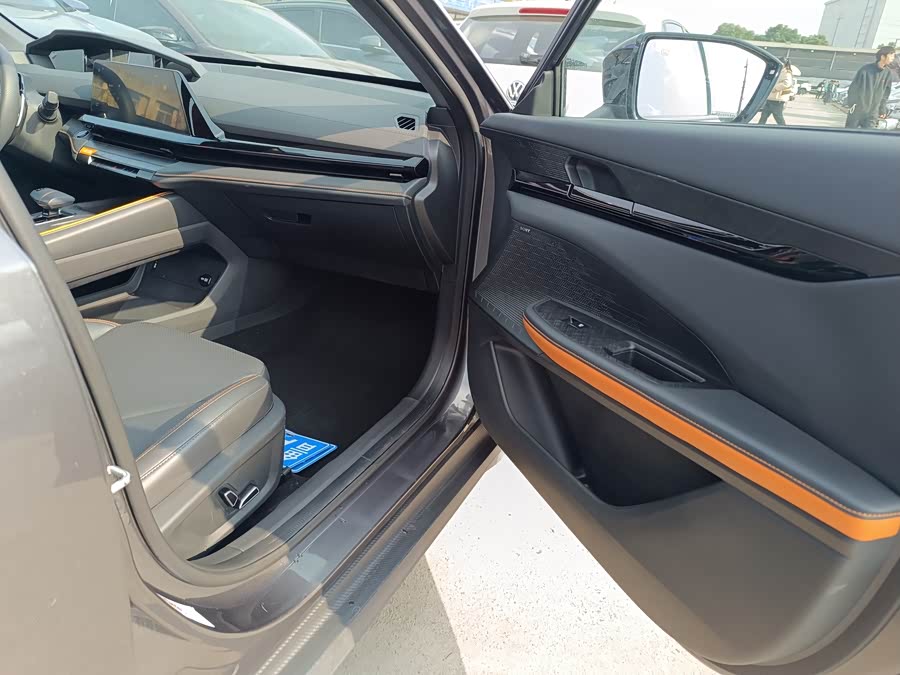 Changan UNI-V 2022 #14 Changan UNI-V 2022 car image #14