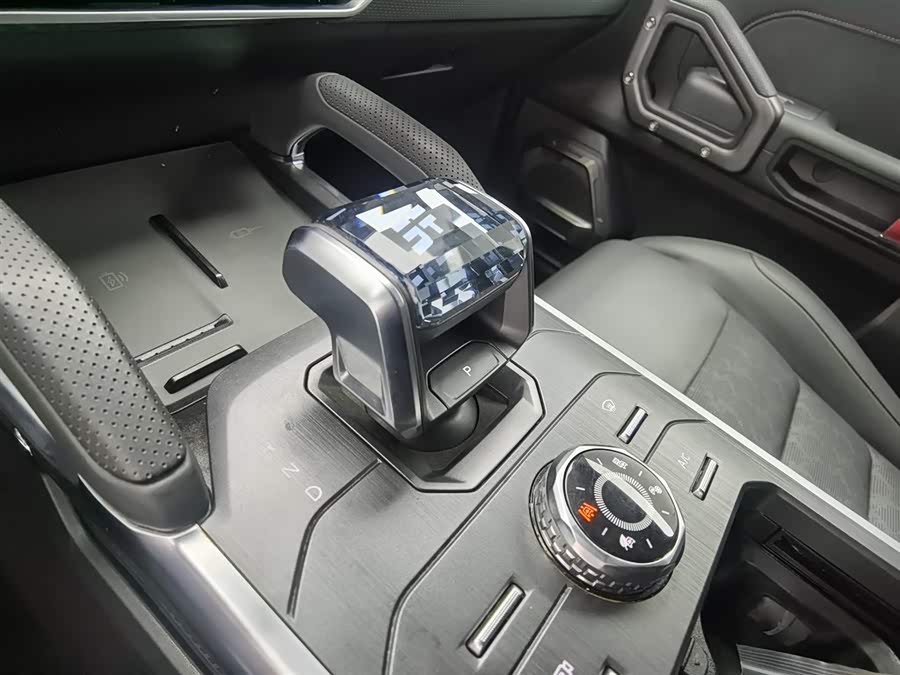 Jetour T2 2024 car image #14