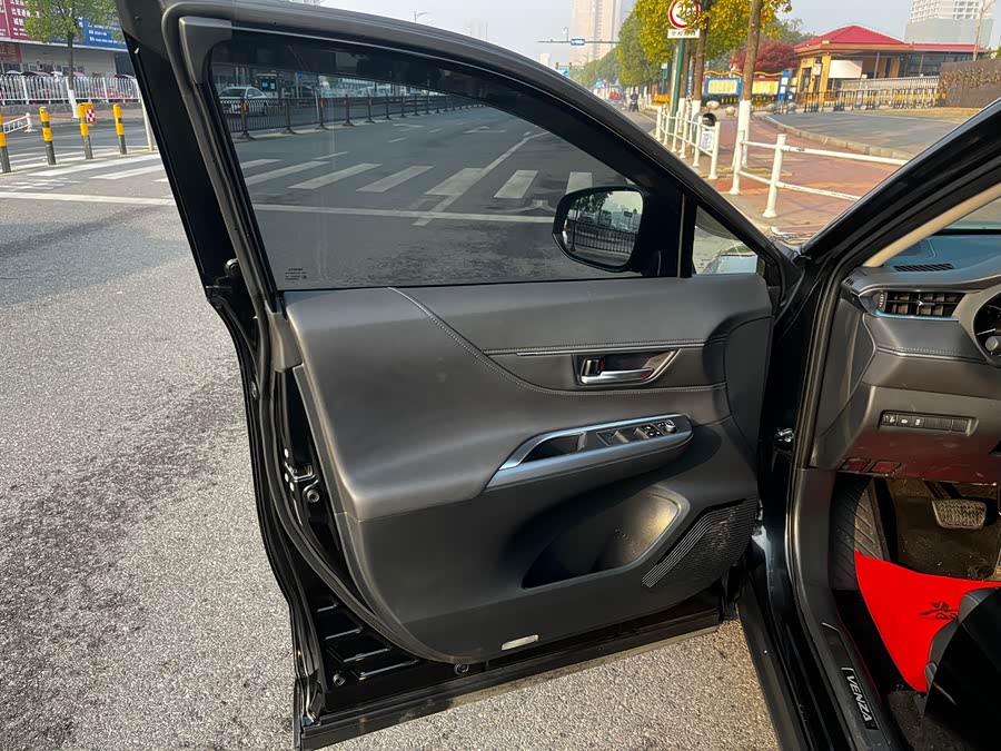 Toyota Venza 2024 #14 Toyota Venza 2024 car image #14