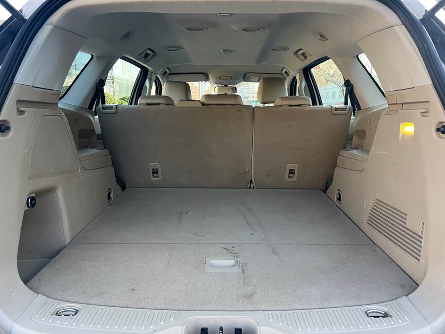 Ford Everest 2018 immagine di auto #14