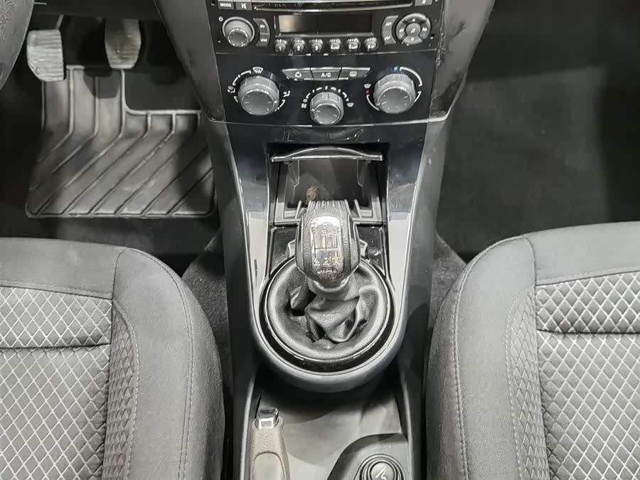 Citroen C-Quatre 2012 #14 Citroen C-Quatre 2012 car image #14