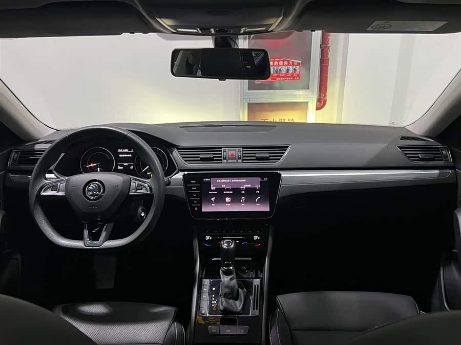 Skoda Superb 2021 #14 Skoda Superb 2021 car image #14