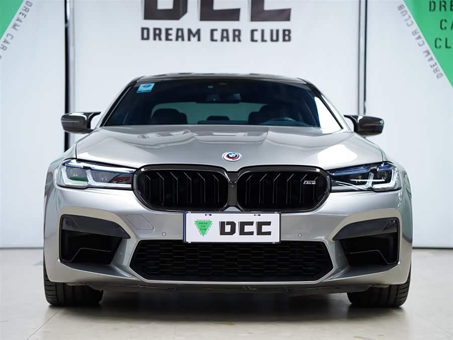 BMW M5 2022 صورة سيارة #14