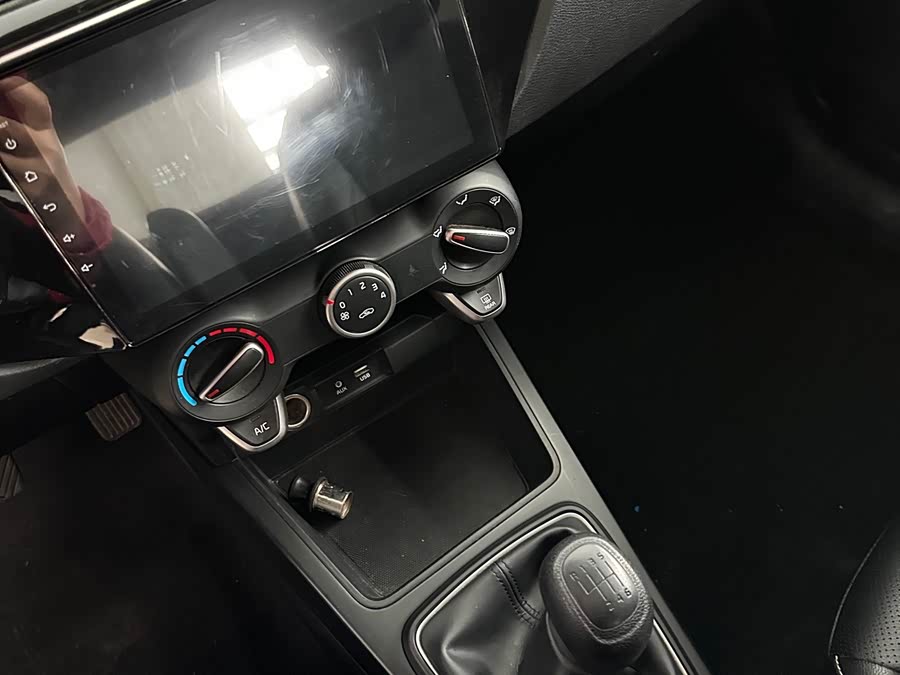 Kia 2018 #14 Kia 2018 car image #14